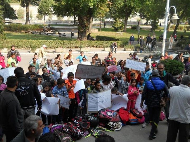 Protestaktion gegen drohende Abschiebung von Schülerin